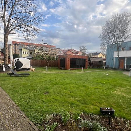 Villa Meri Apartments Пярну Екстер'єр фото