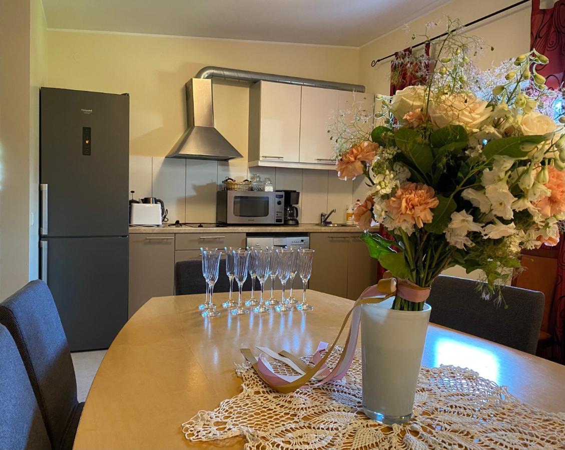 Villa Meri Apartments Пярну Екстер'єр фото