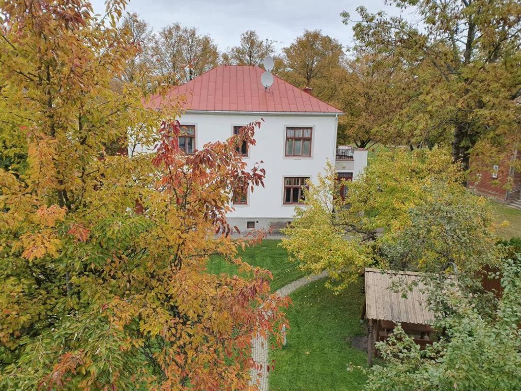 Villa Meri Apartments Пярну Екстер'єр фото