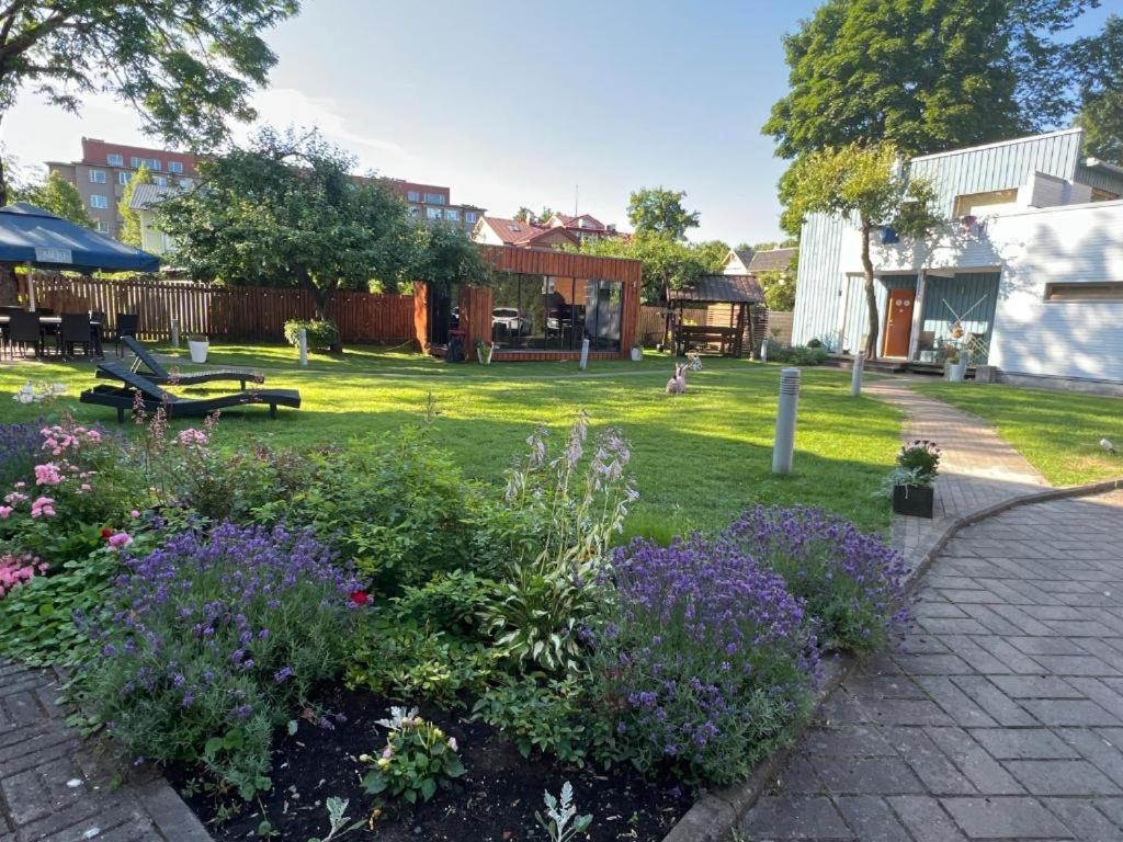 Villa Meri Apartments Пярну Екстер'єр фото