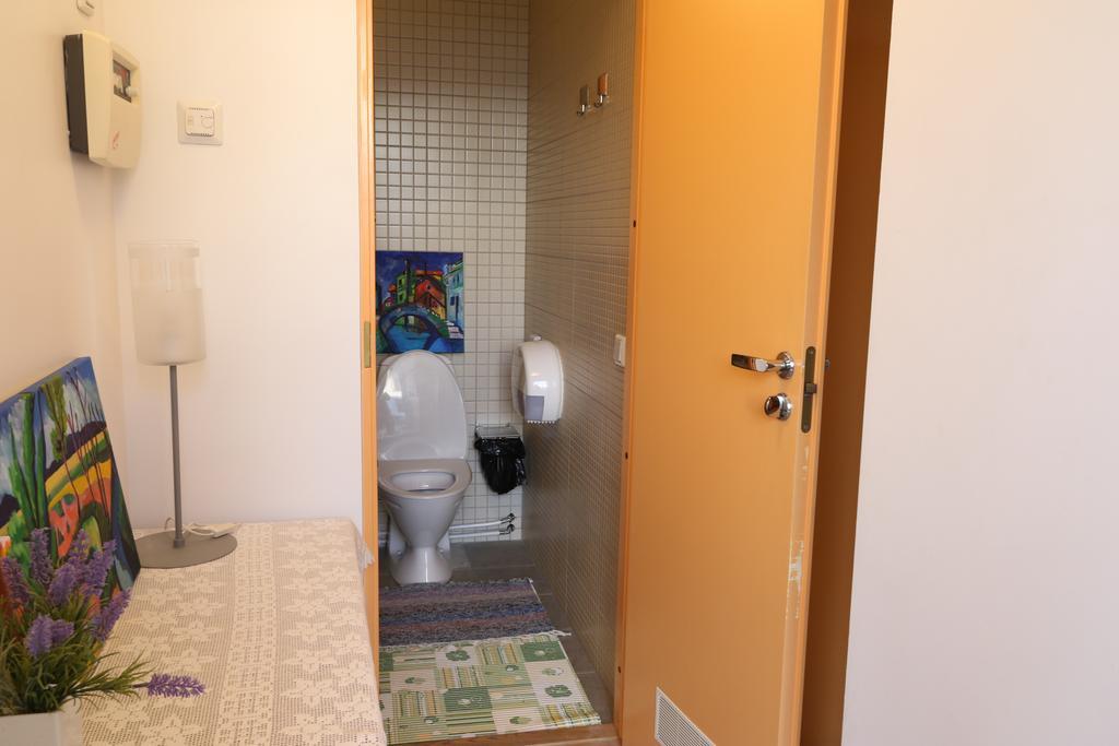 Villa Meri Apartments Пярну Екстер'єр фото